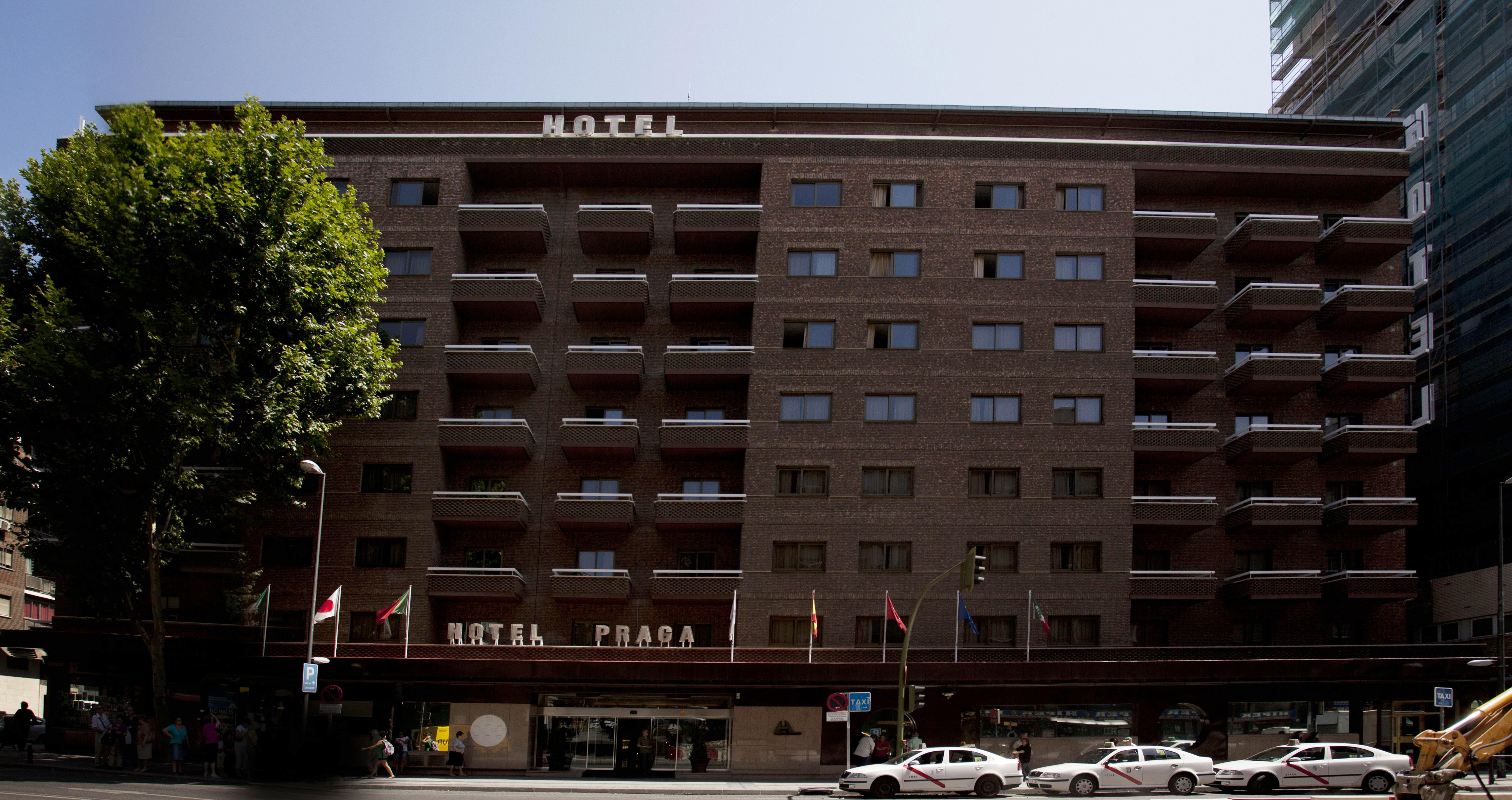 Hotel Praga Мадрид Экстерьер фото